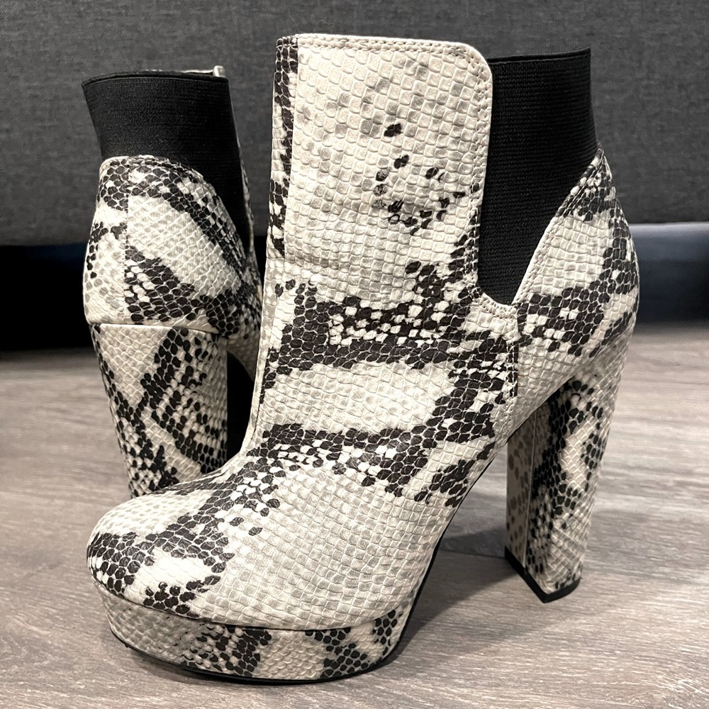 Nordstrom White Snakeskin Platform Heels